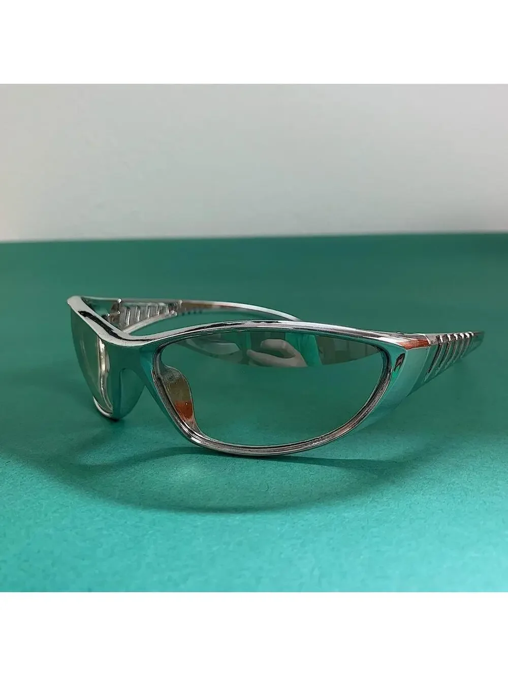 Cyber Grunge y2k 2000s Vented Sport futuristic style surfer silver clear